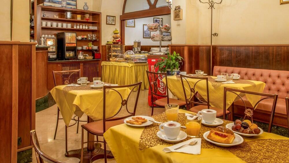 Hotel Assisi Ρώμη Εξωτερικό φωτογραφία