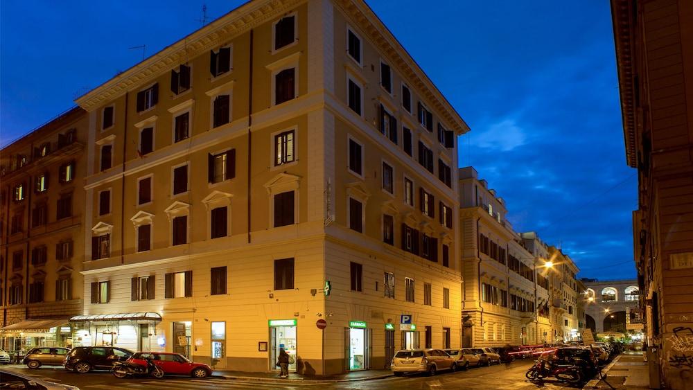 Hotel Assisi Ρώμη Εξωτερικό φωτογραφία